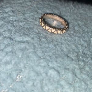 Pandora Cream Hearts Ring (5)